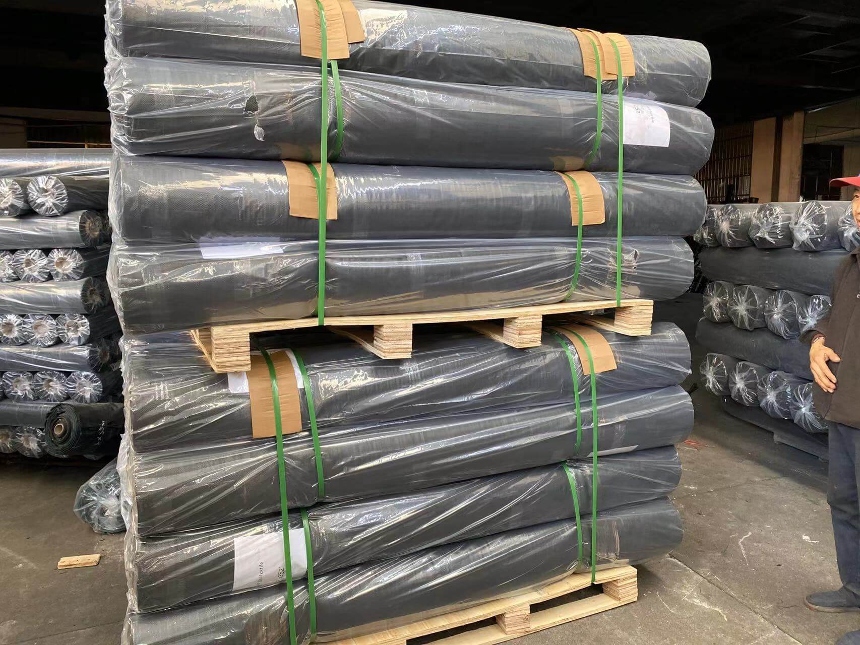 מחסום עשבים